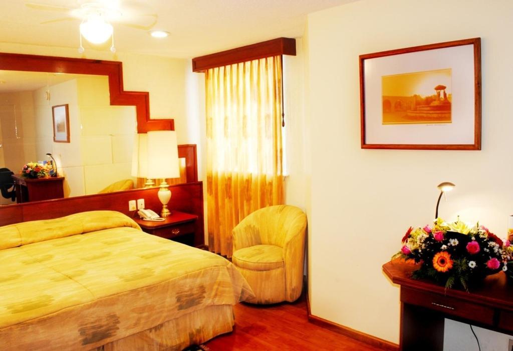 Hotel Marcella Clase Ejecutiva Морелия Стая снимка
