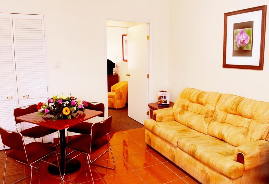 Hotel Marcella Clase Ejecutiva Морелия Екстериор снимка
