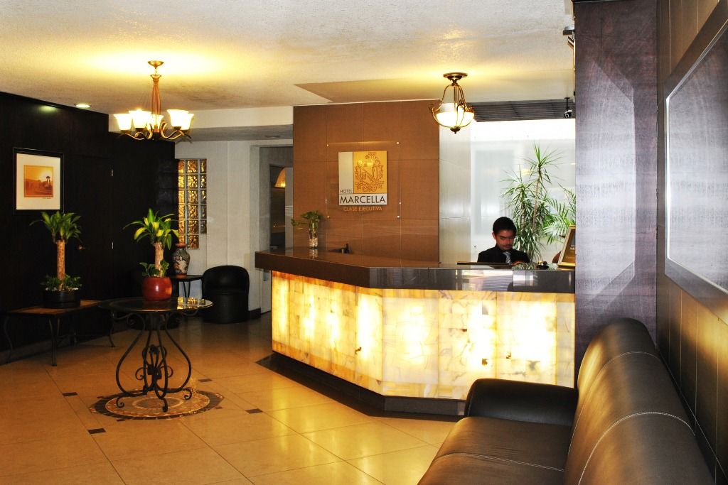 Hotel Marcella Clase Ejecutiva Морелия Екстериор снимка